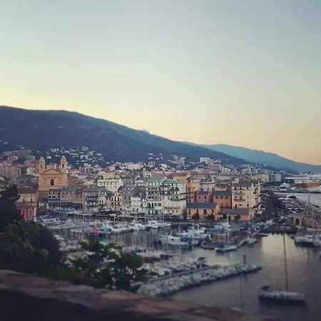 Apartment 2 Pieces Magnifique Vue Et Montagne Bastia (Corsica)